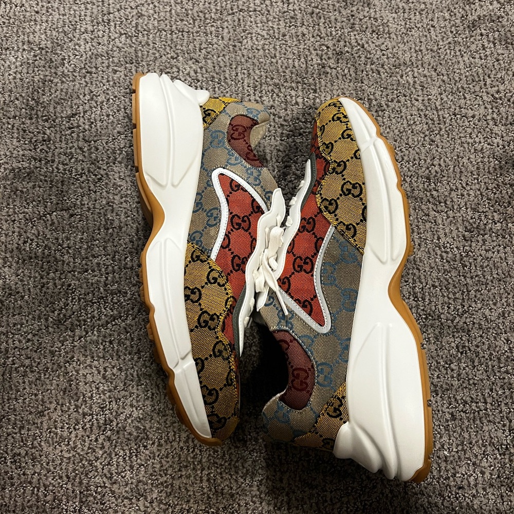 Gucci Sneakers